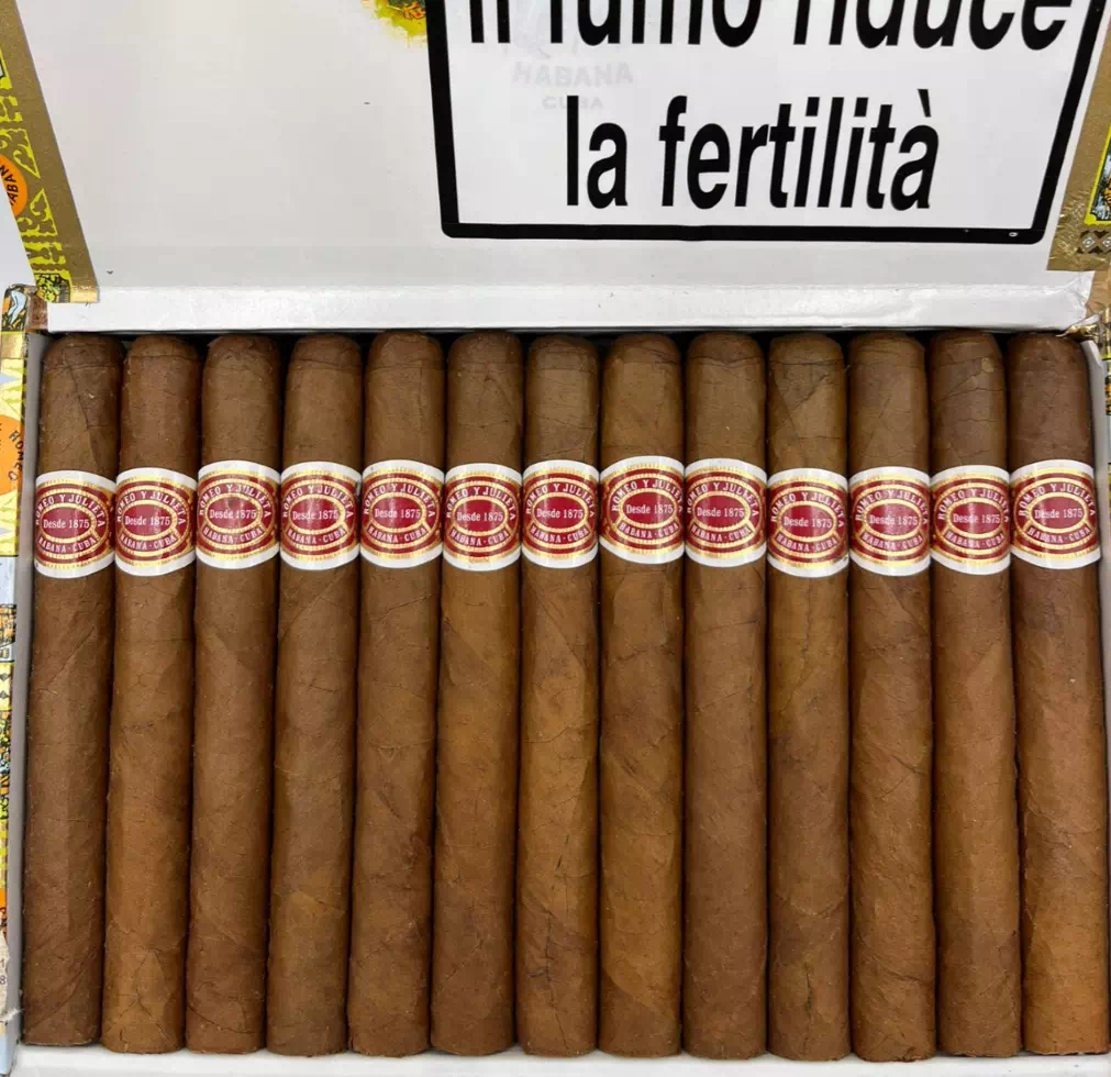 ROMEO Y JULIETA  SPORTS LARGOS 運動員