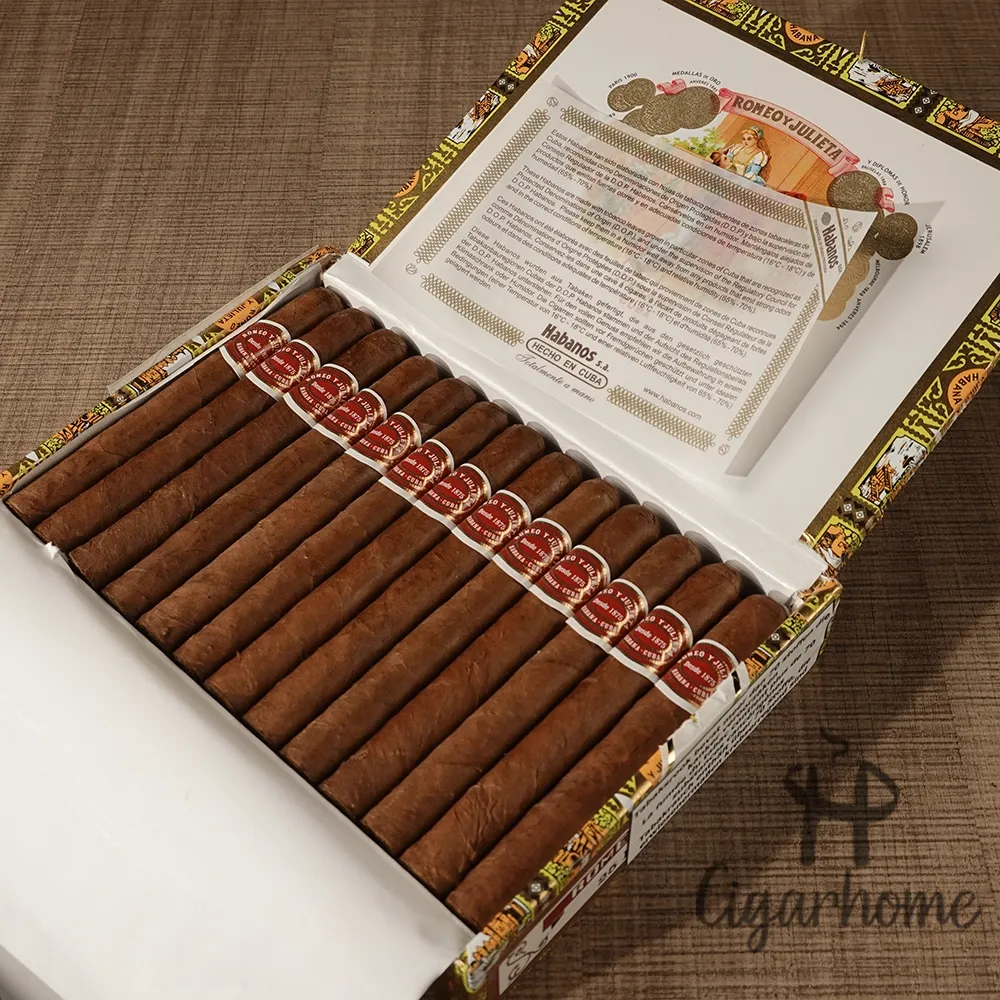 ROMEO Y JULIETA  PETIT JULIETA 小朱麗葉