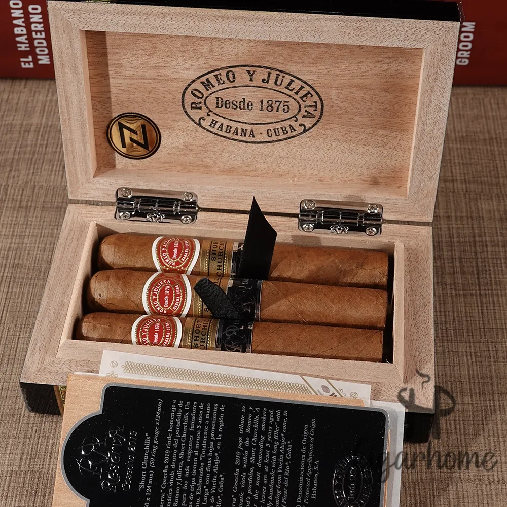 Romeo y Julieta  Short Churchills  Reserva Cosecha 2019 3s