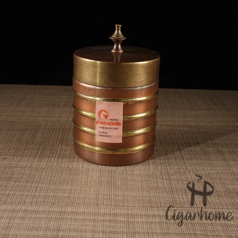 Ramón Allones Small Club Coronas Copper jar 2006年_2